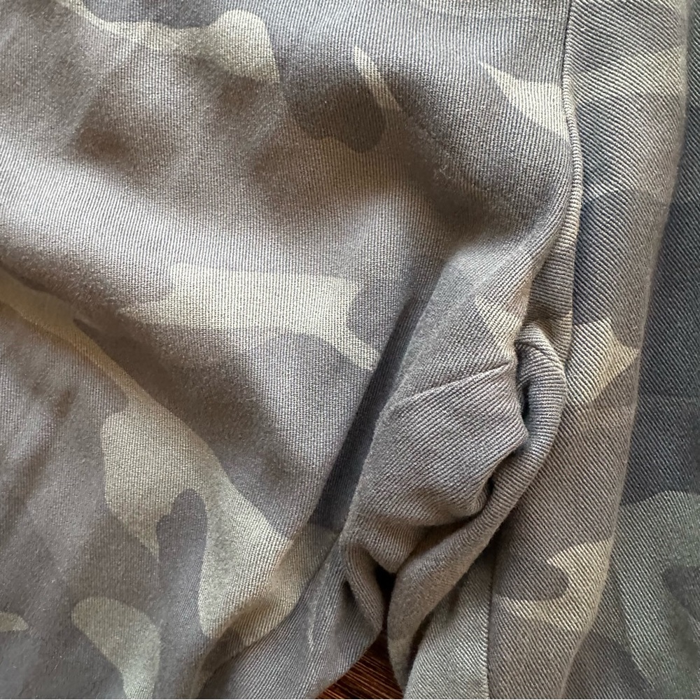 Splendid Camouflage Joggers - Picture 11 of 16